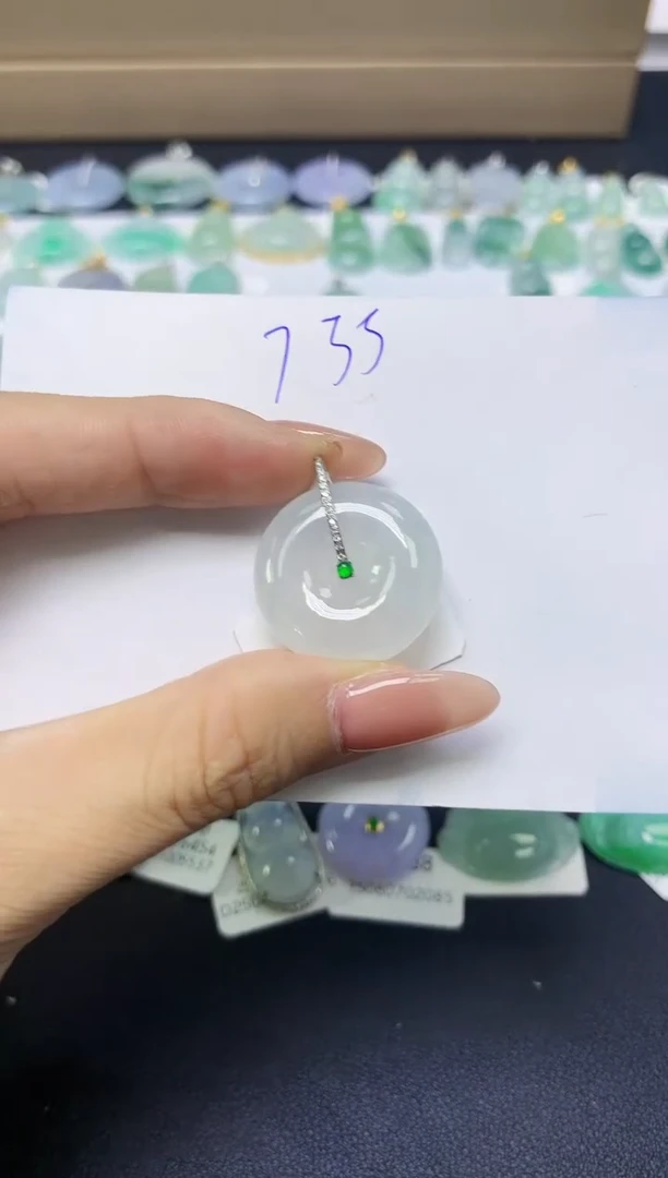 翡翠18K金镶嵌颈饰天然缅甸A货翡翠百元以上9元证书费自理