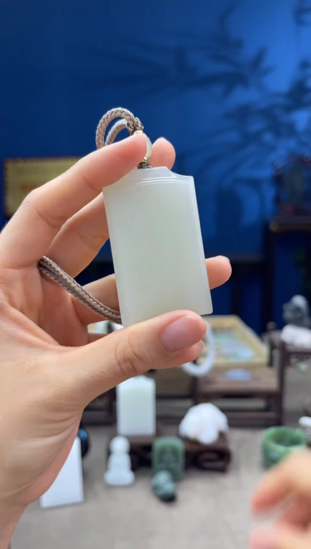 【闪购商品】和田玉颈饰未镶嵌1