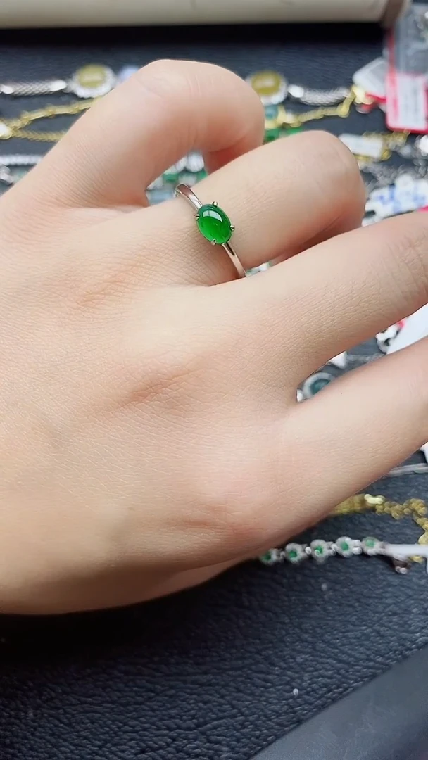 银S925镶嵌戒指翡翠1