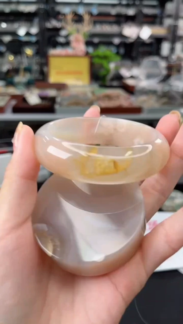 【闪购商品】石英质玉手镯未镶嵌57圈口（不退不换）1680890