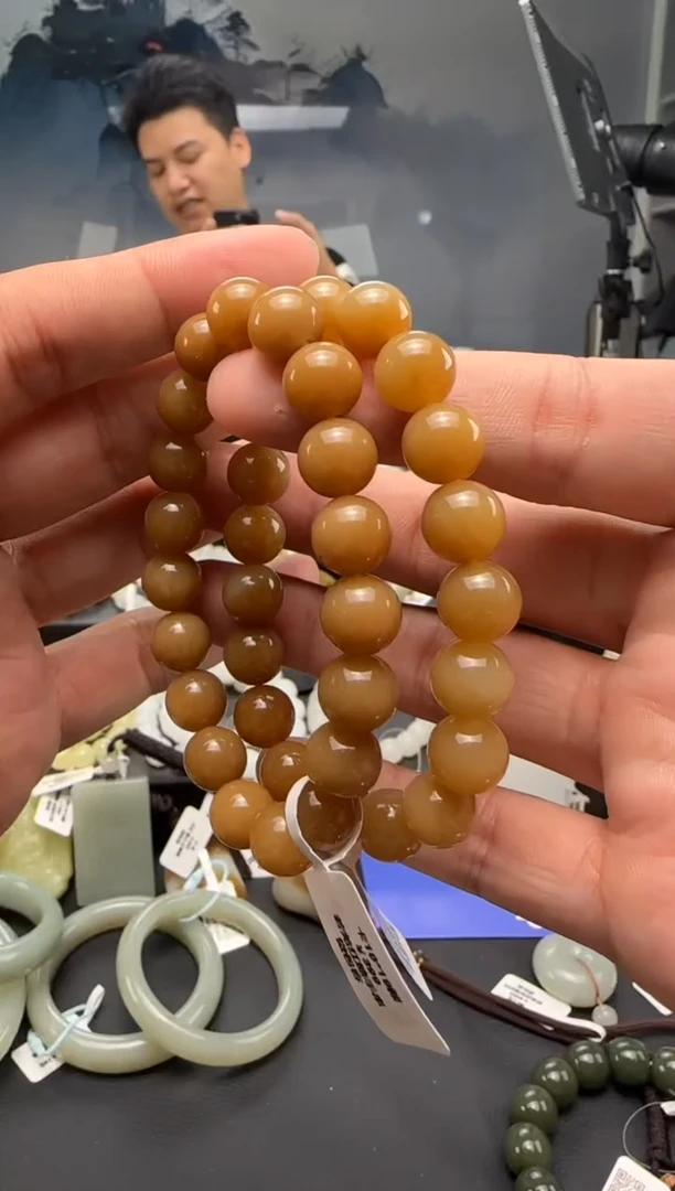 未镶嵌手串和田玉若羌糖手串卡10 多样性发其一