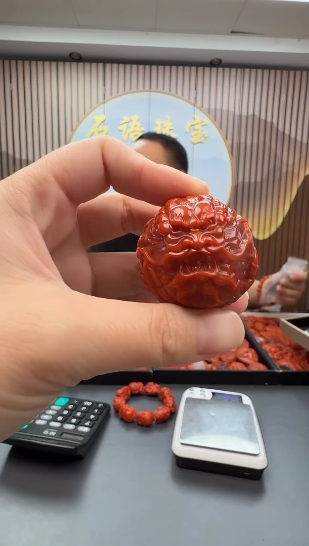 未镶嵌雕刻南红玛瑙024ZB1207产品一个