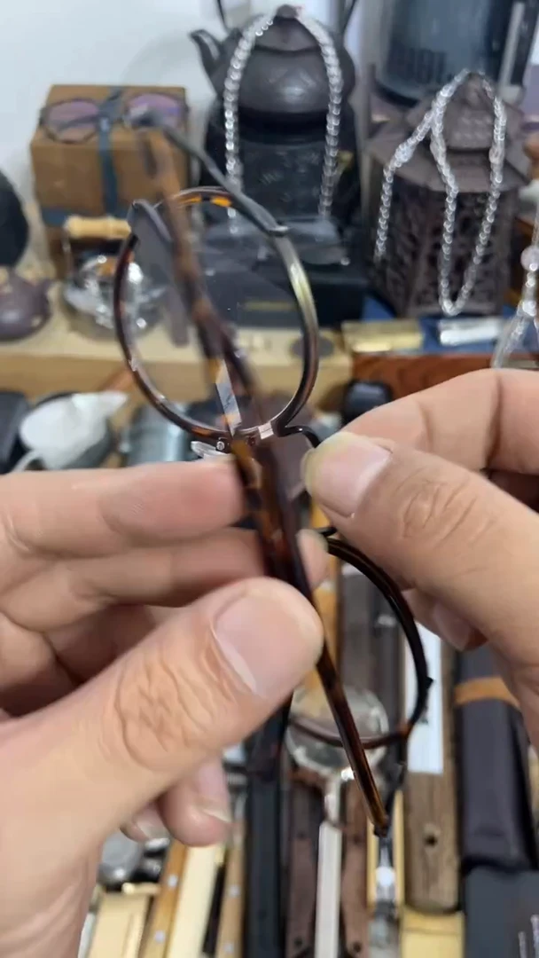 瓷片闪购商品  如图所示