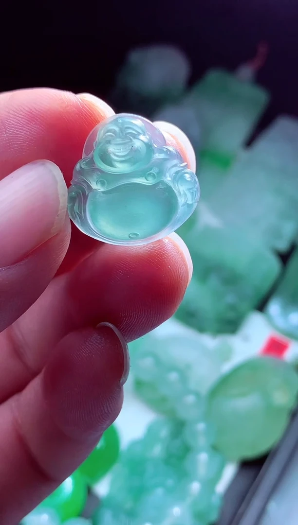 未镶嵌定制翡翠美**活翡翠毛货定制515604