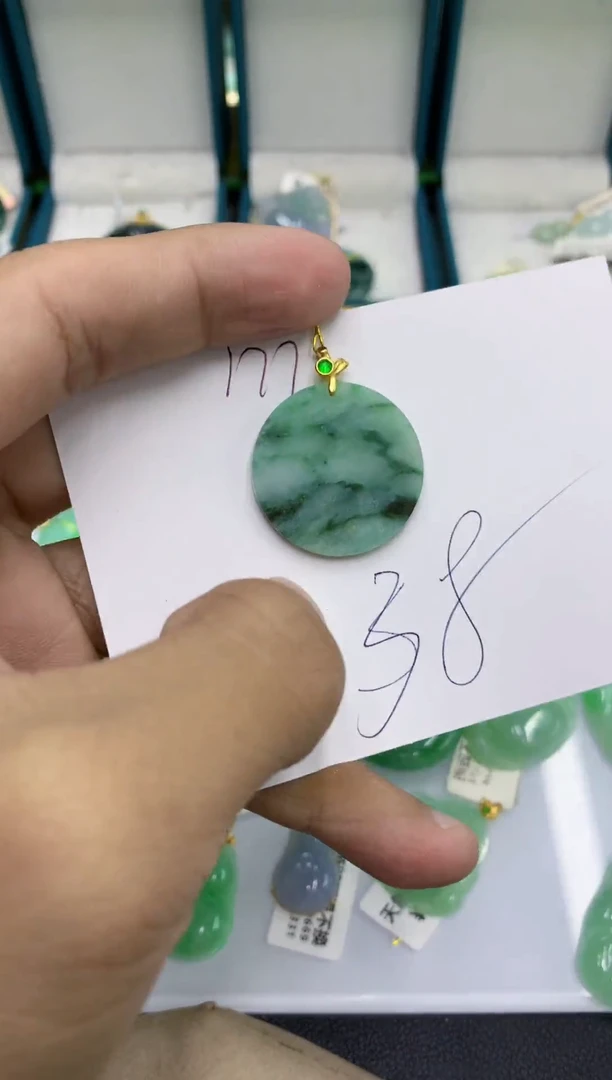颈饰未镶嵌翡翠1111111111