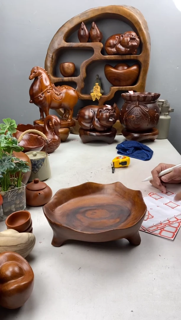 香樟木A32三足果盆/尺寸22*21*8