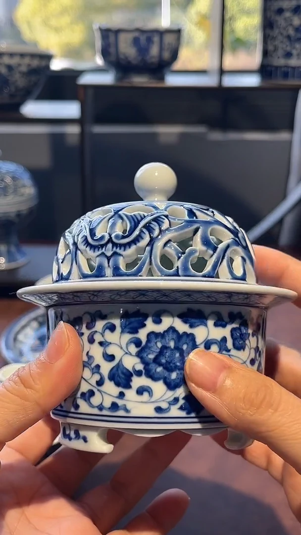 镹曰柴窑手工手绘青花小微瑕