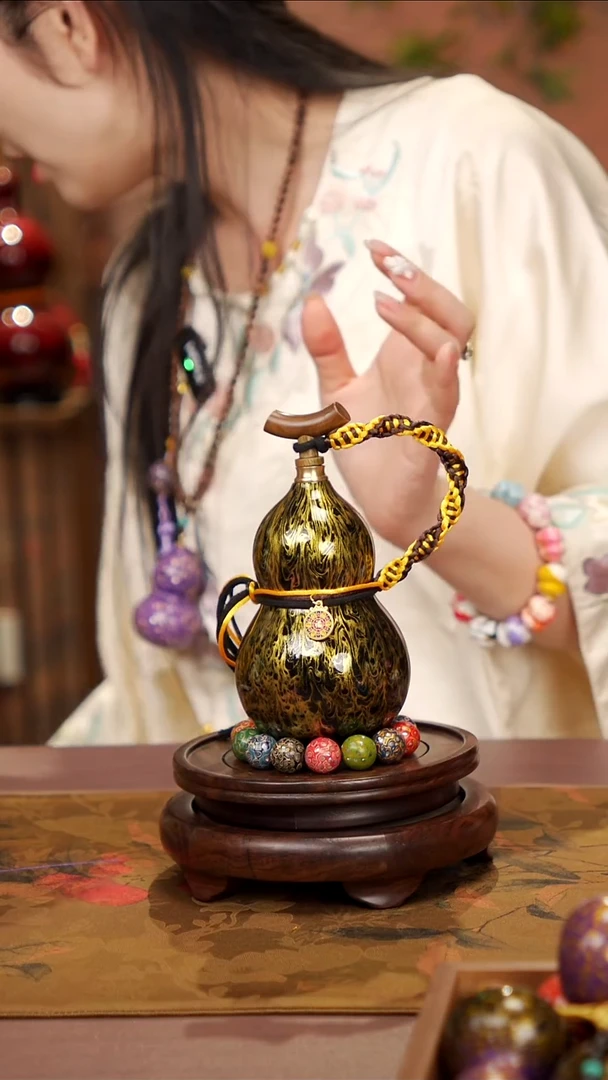 194易林漂漆酒葫芦------118