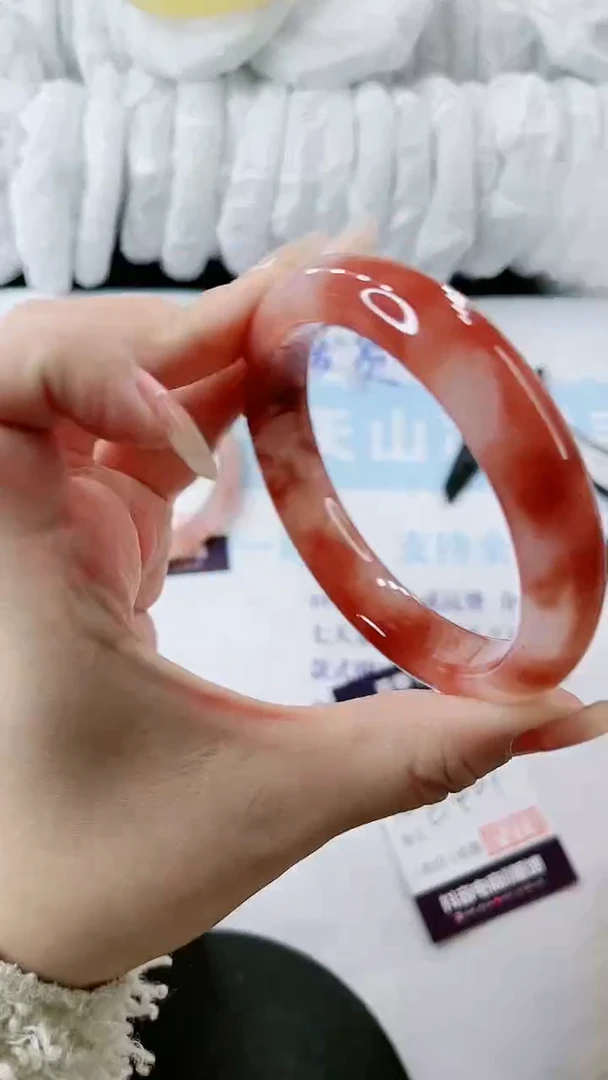 【闪购商品】石英质玉手镯未镶嵌多样性发货E407