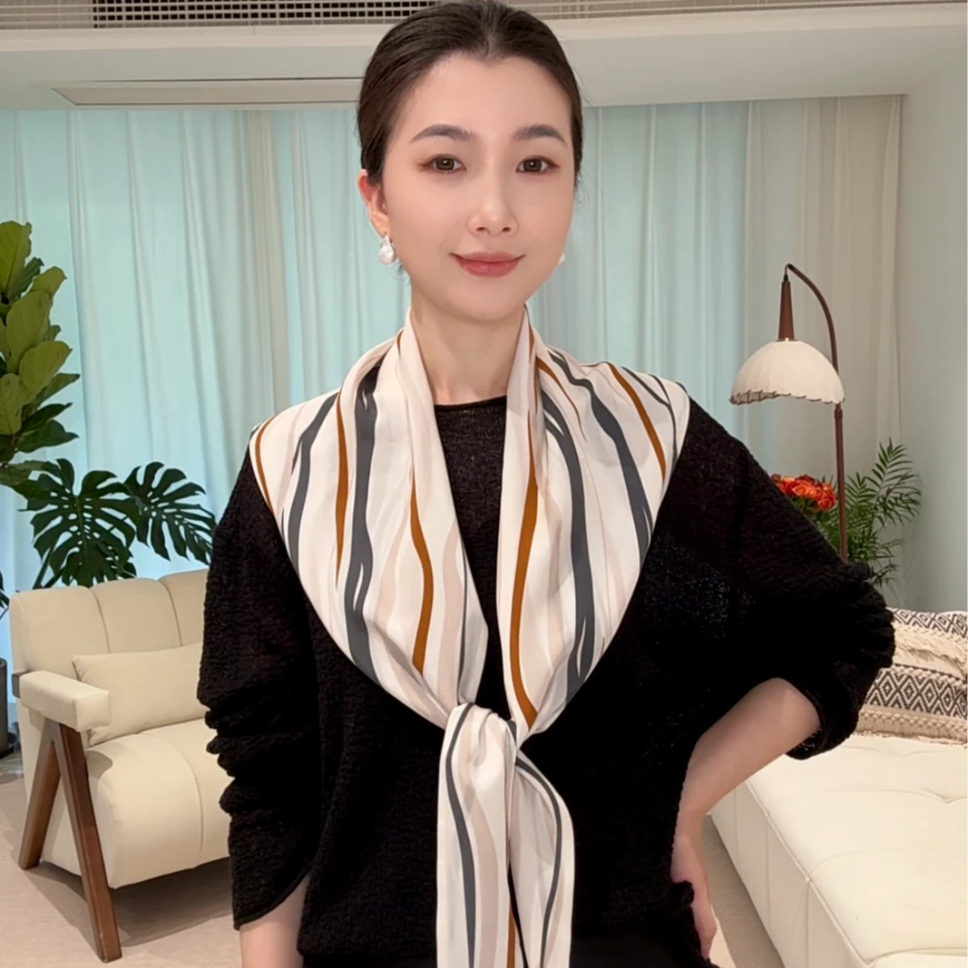 艺术线条100%桑蚕丝丝巾女士三角围巾高级感披肩外搭洋气