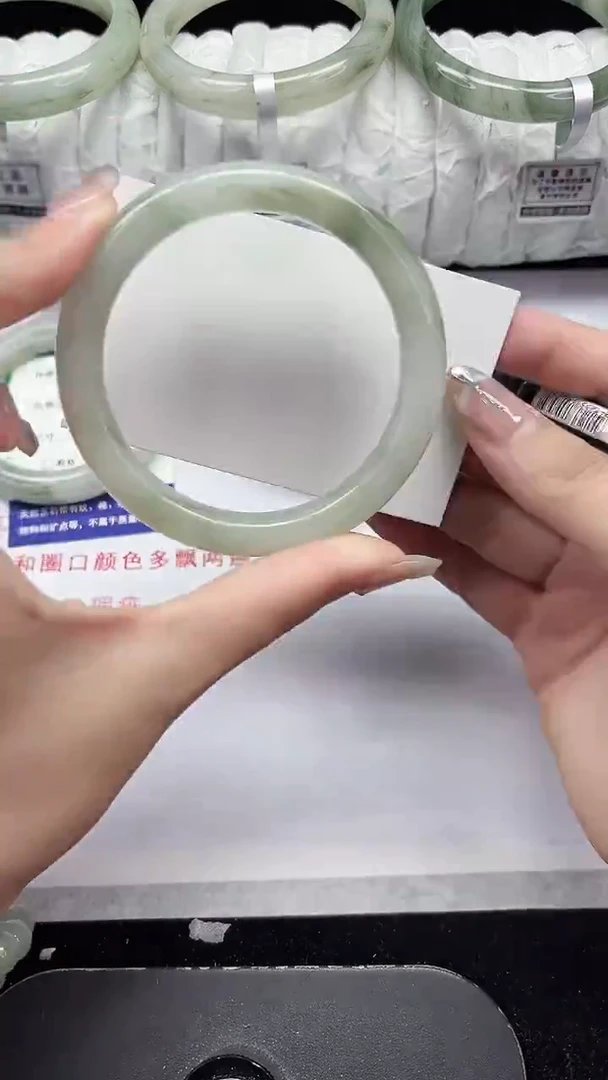 未镶嵌手镯石英质玉274-57/58