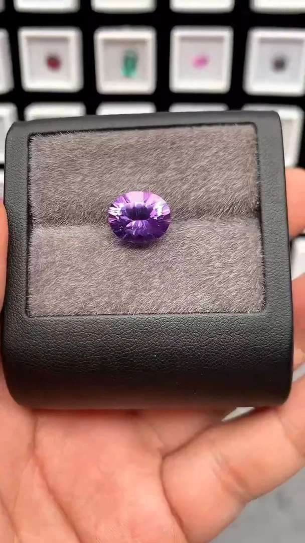 未镶嵌珠宝半成品紫晶4.7克拉