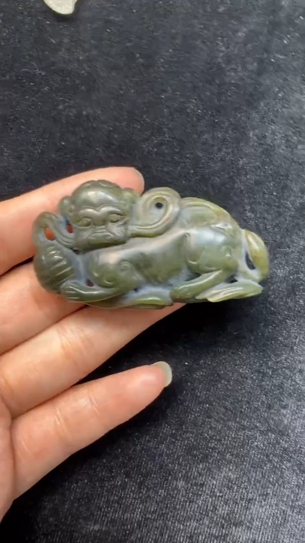 吊坠(不含链)未镶嵌和田玉682有求必应
