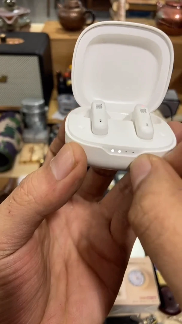 瓷片闪购商品  如图所示