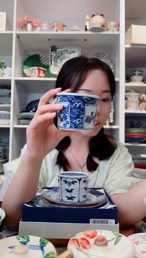 陶瓷有田烧手绘青花猪口杯