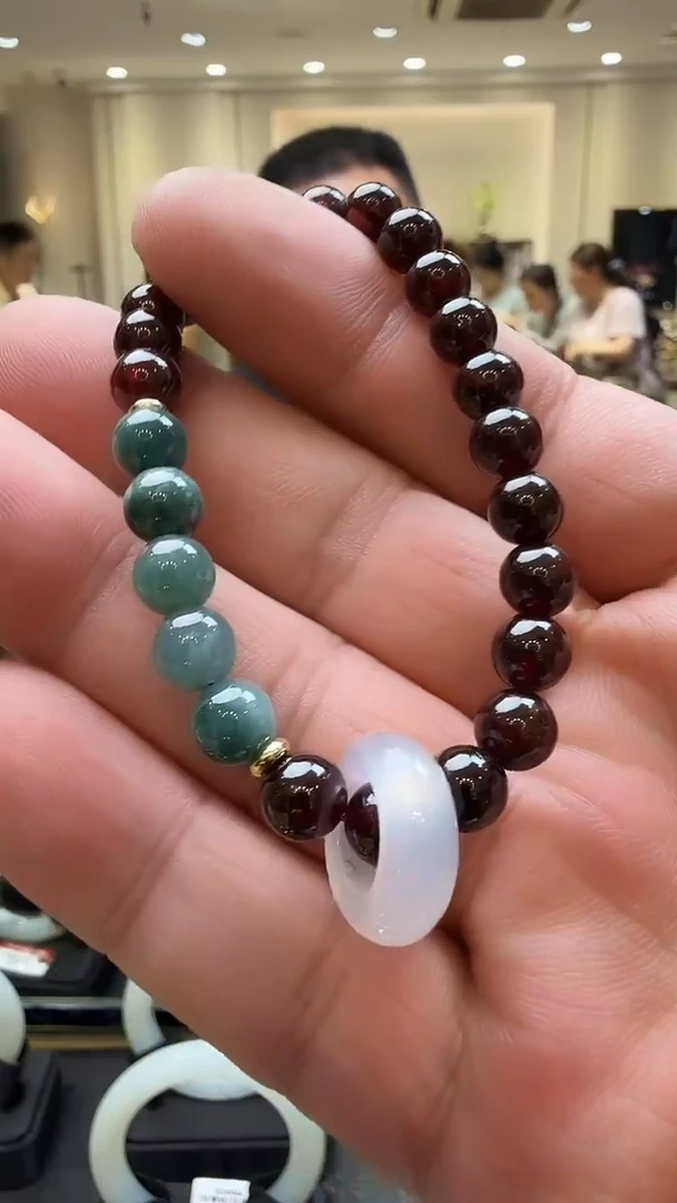 手链未镶嵌石榴石亏米福利