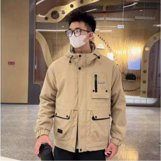 8607卡其G-休闲百搭时尚冲锋衣户外经典二棉外套