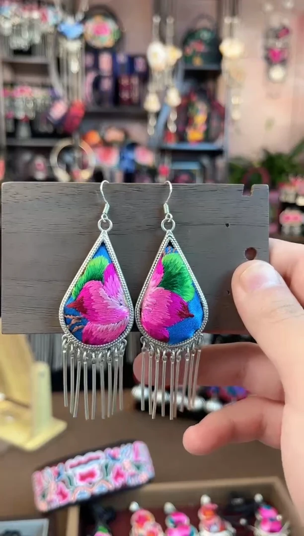 织绣民族风手工非遗老绣饰品463