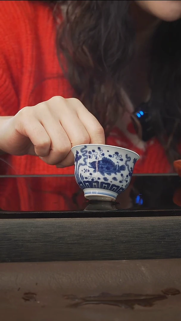 茶壶紫砂元青花鲑鱼，主人杯。70cc