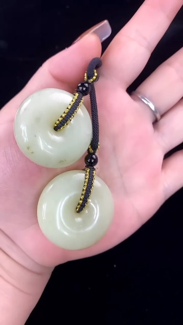 颈饰未镶嵌透闪石质玉多样式发货随机发一