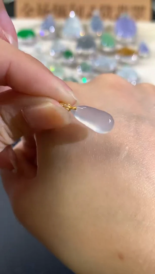 吊坠(不含链)18K金镶嵌翡翠A534|580