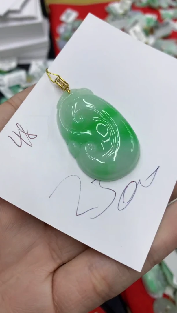 【闪购商品】翡翠颈饰18K金镶嵌号链接11111111