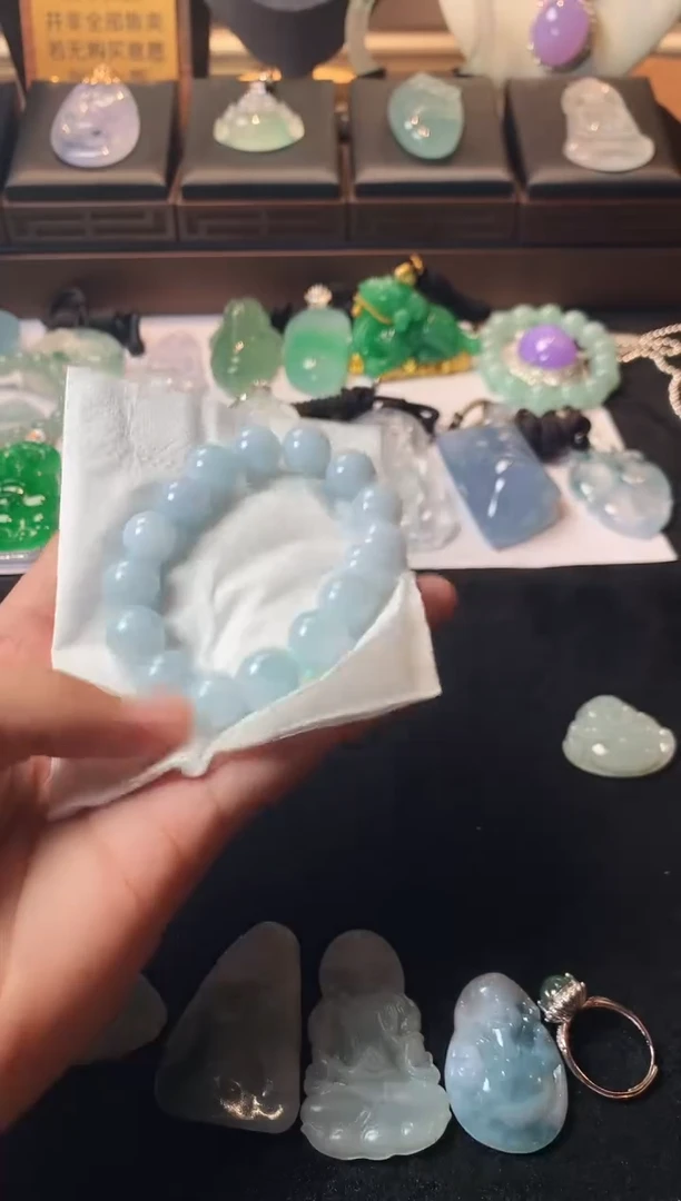 未镶嵌定制翡翠R****_  5038毛货不退不换