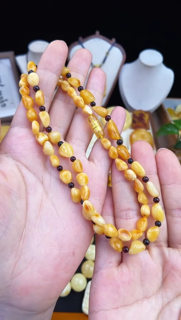 琥珀未镶嵌珠宝奇石柒月