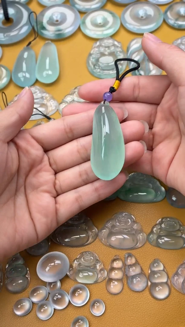 吊坠(不含链)未镶嵌翡翠17 福瓜 51.4 21.7 14.3