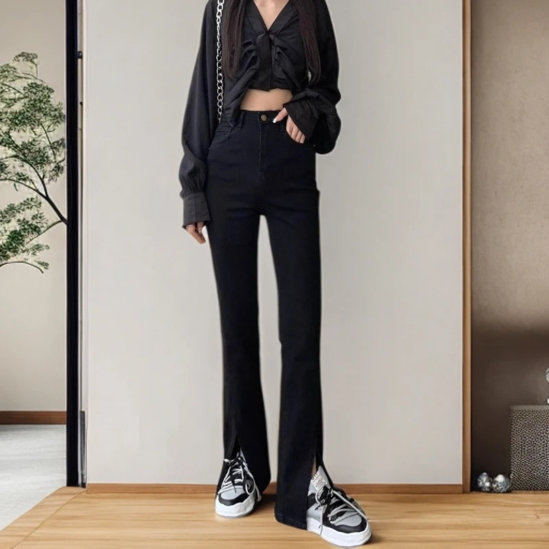 柔弛2025秋季新款女黑色高腰显瘦修身微喇叭开叉牛仔裤直筒百搭