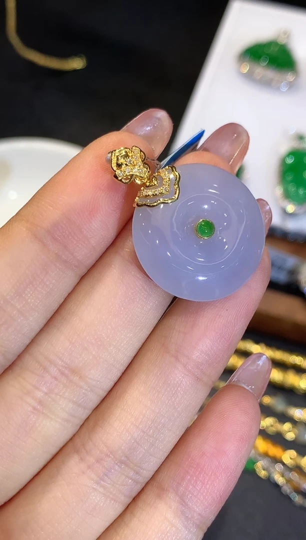 吊坠(不含链)18K金镶嵌翡翠L2093多样性发其一