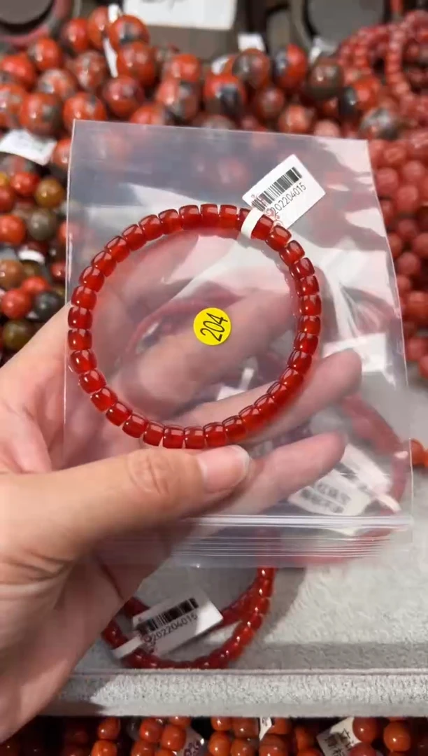 未镶嵌手串南红玛瑙6+