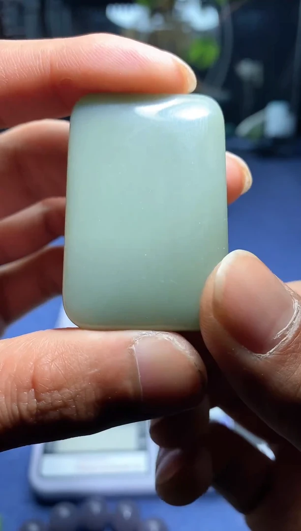 【闪购商品】和田玉颈饰未镶嵌3x5鸭蛋青无事牌