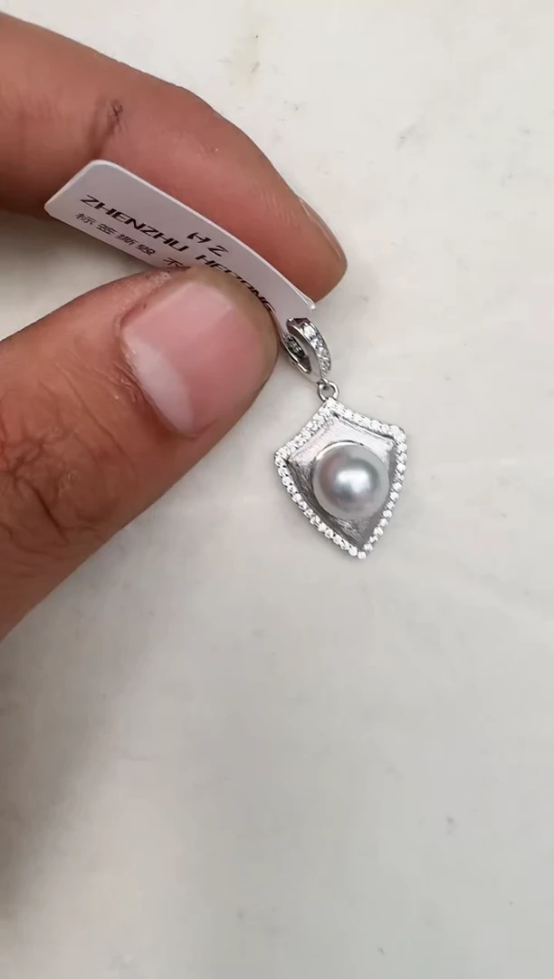 颈饰银S925镶嵌海水珍珠吊坠