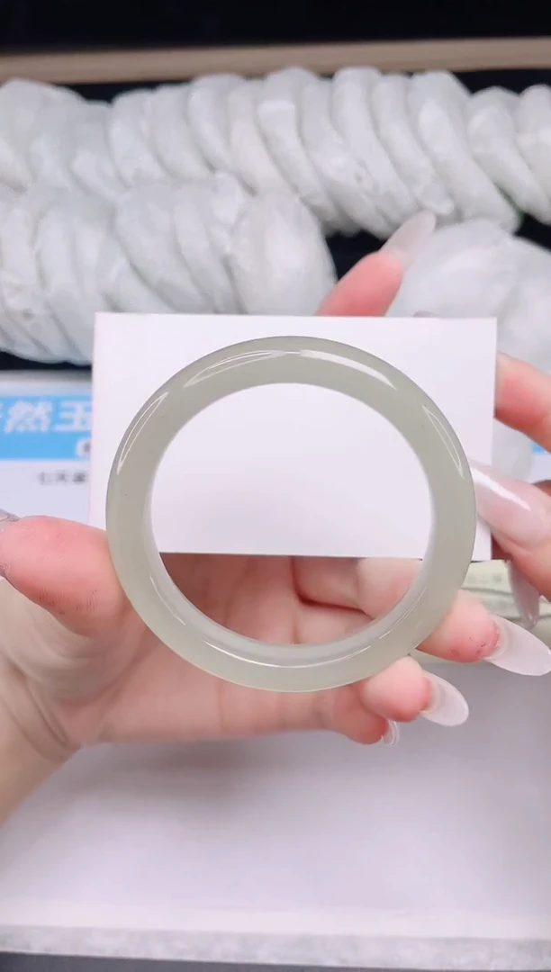 未镶嵌手镯石英质玉v44---52