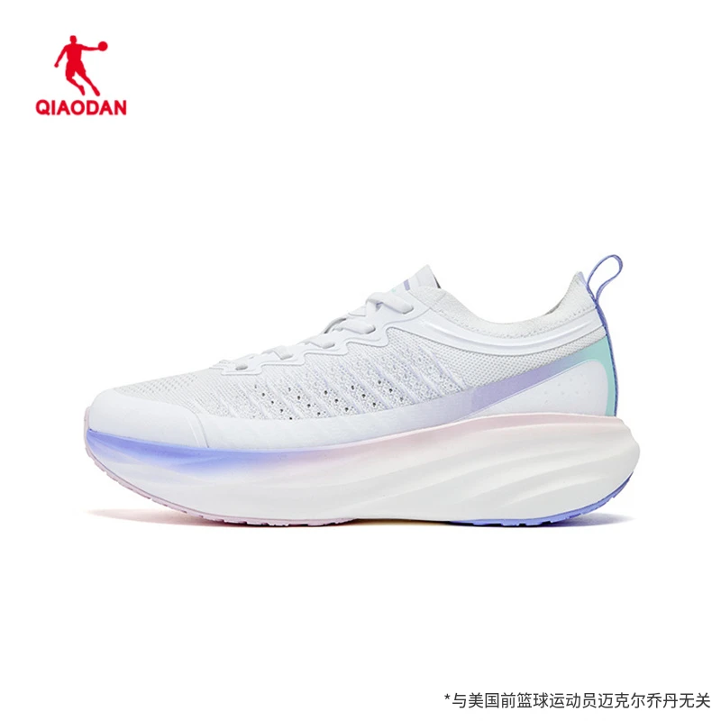 【咻PLAID】中国乔丹女鞋跑步鞋2024秋季透气缓震回弹BM22240236