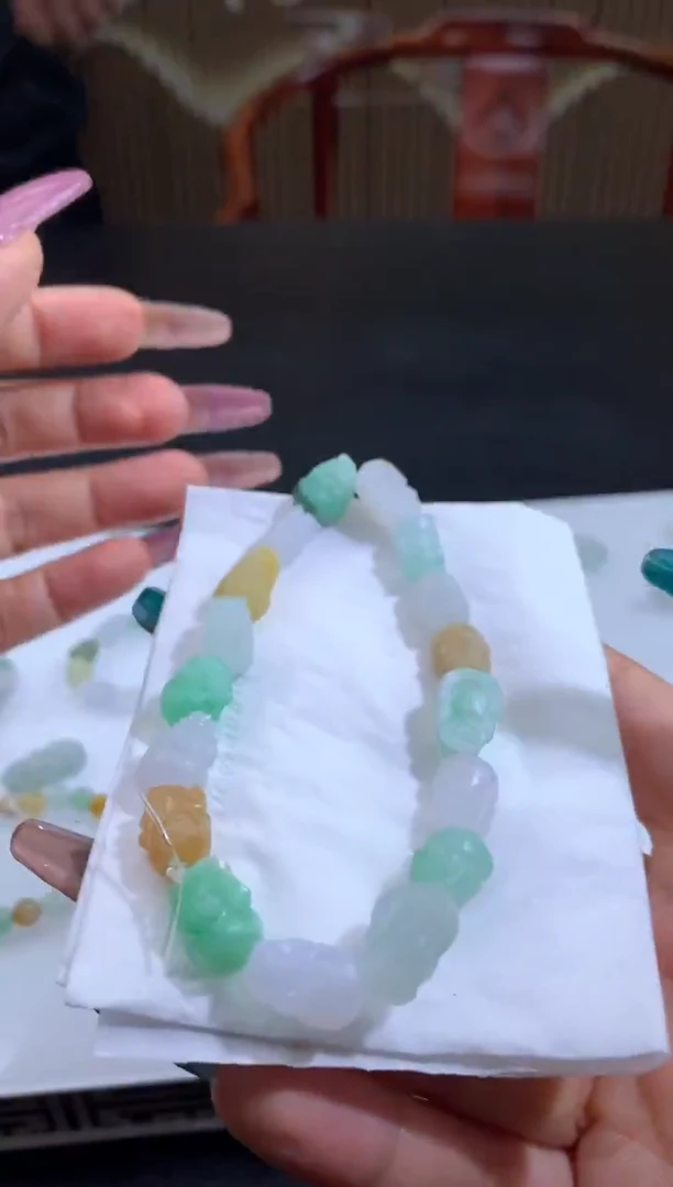 未镶嵌定制翡翠妞***妈翡翠