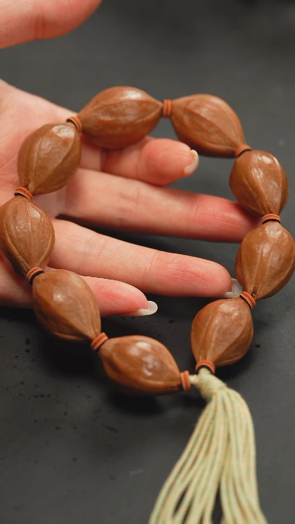 橄榄核手串2.1×3.0以上铁核素串