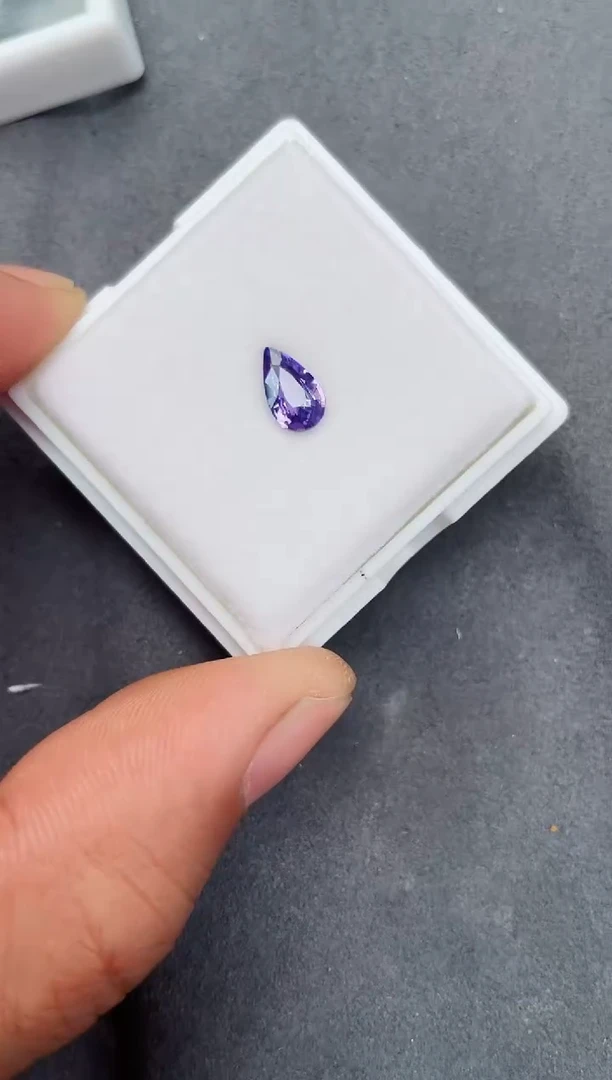 裸石彩色蓝宝石1.04ct