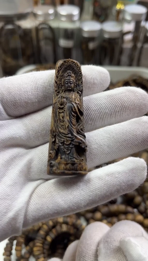 【闪购商品】沉香吊坠沉水 观音无事牌一个