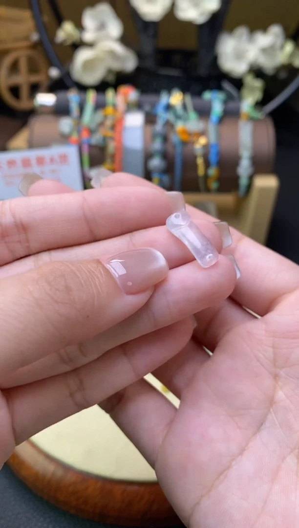 颈饰未镶嵌翡翠净货19200