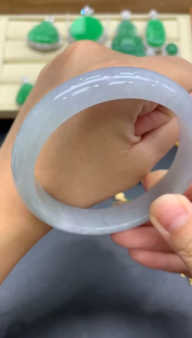 翡翠手镯未镶嵌402-中国好珍宝