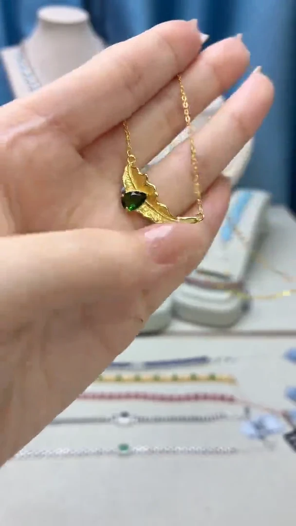 银S925镶嵌透辉石项链174JH0101产品一个（多样性）