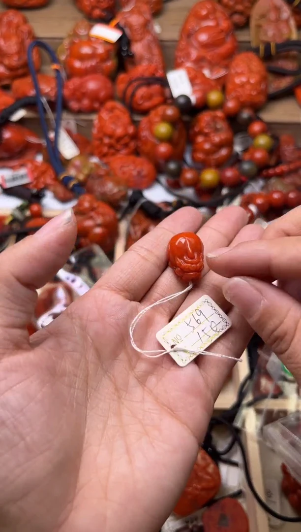 【闪购商品】南红玛瑙珠宝奇石未镶嵌569
