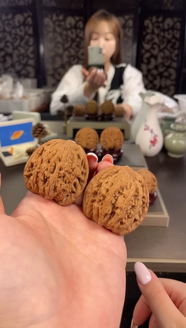 【闪购商品】文玩核桃把件麦穗虎头44尺-4