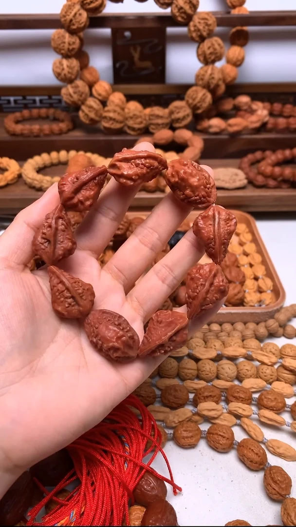 手串文玩核桃萌****哥小秋子异形手串