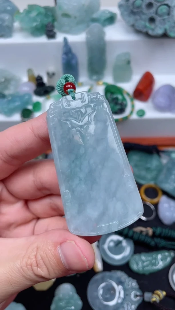 【闪购商品】翡翠颈饰未镶嵌仿古无事牌