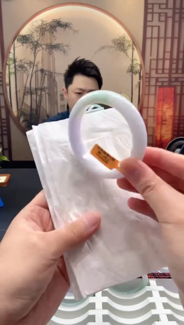 未镶嵌手镯翡翠000051171