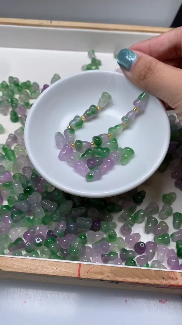 未镶嵌散珠玛瑙/玉髓E698 薰衣草葫芦10*8mm 10个8元