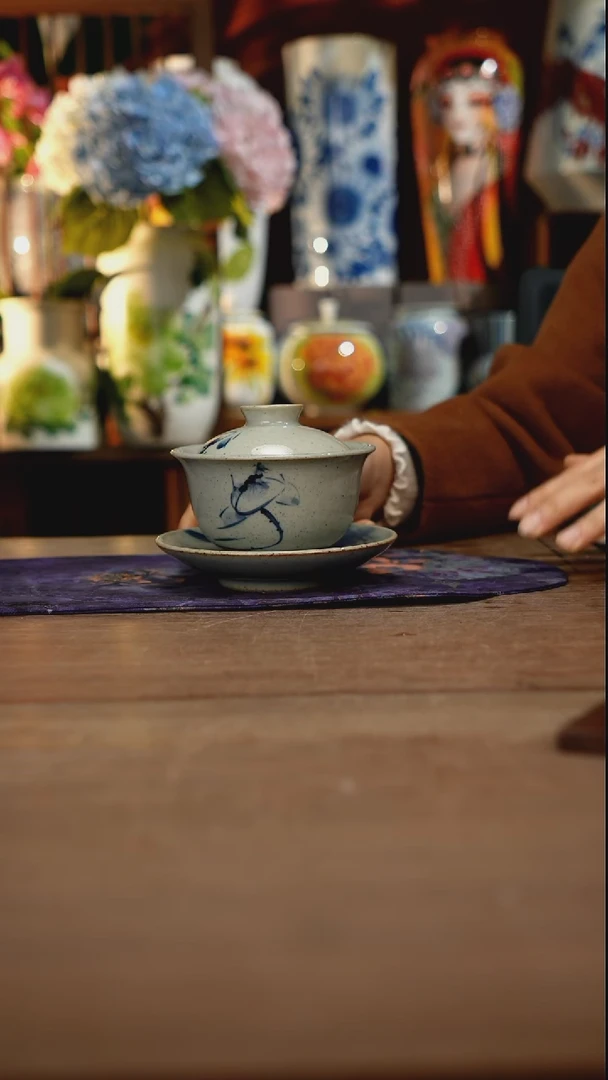 当代景德镇设计师釉下手绘陶瓷花瓶